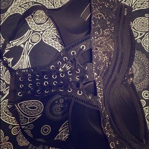 VS Bombshell plunge bra black